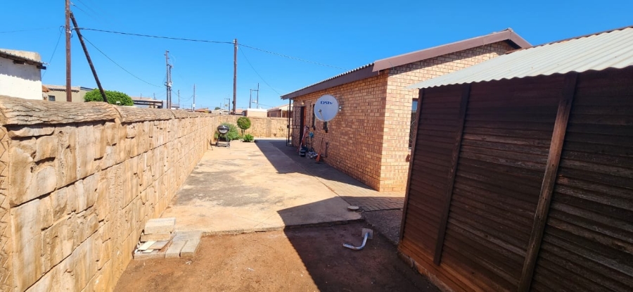 To Let 3 Bedroom Property for Rent in Northam Limpopo