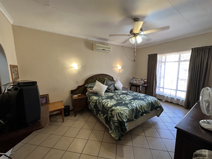 3 Bedroom Property for Sale in Hoedspruit Limpopo