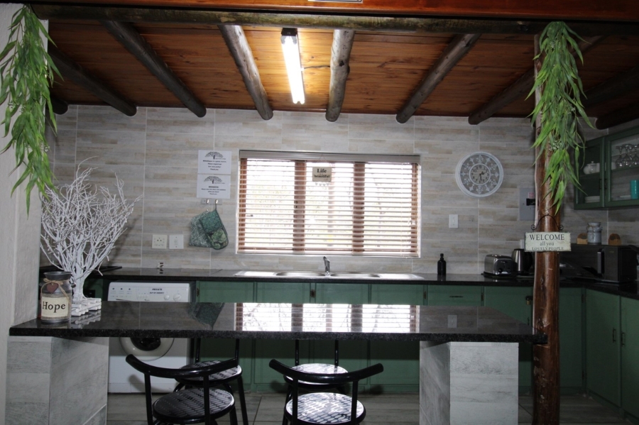 4 Bedroom Property for Sale in Mabalingwe Nature Reserve Limpopo