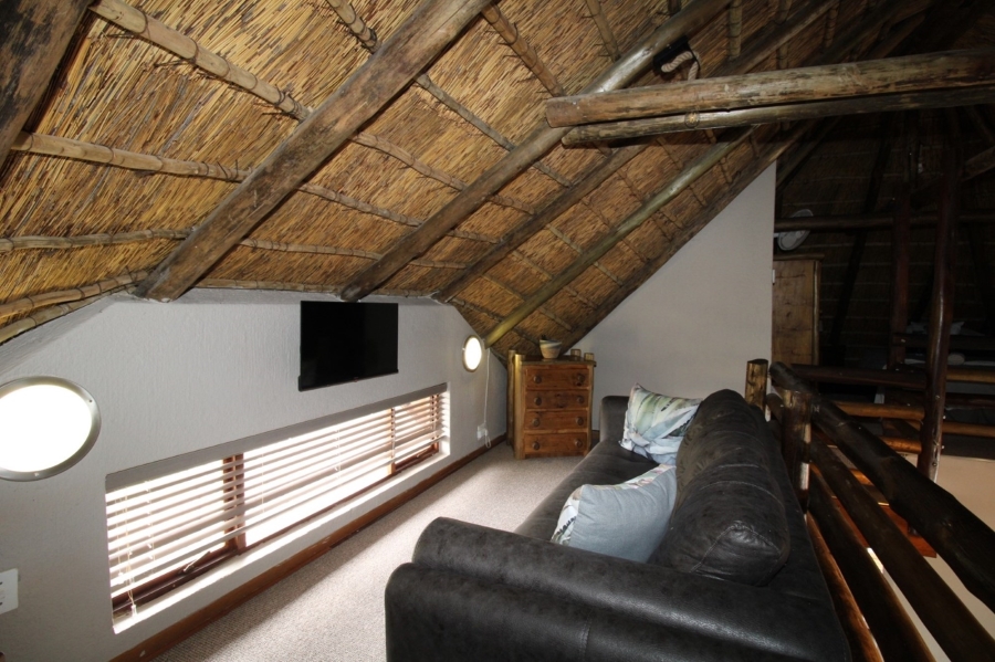 4 Bedroom Property for Sale in Mabalingwe Nature Reserve Limpopo