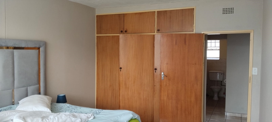 1 Bedroom Property for Sale in Polokwane Central Limpopo