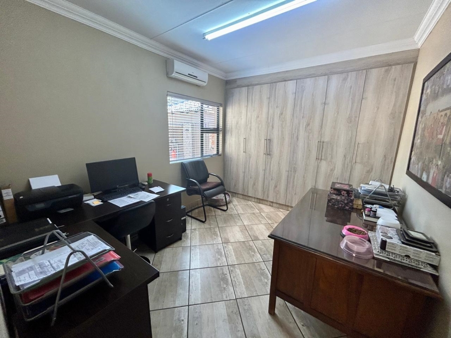 4 Bedroom Property for Sale in Mokopane Central Limpopo
