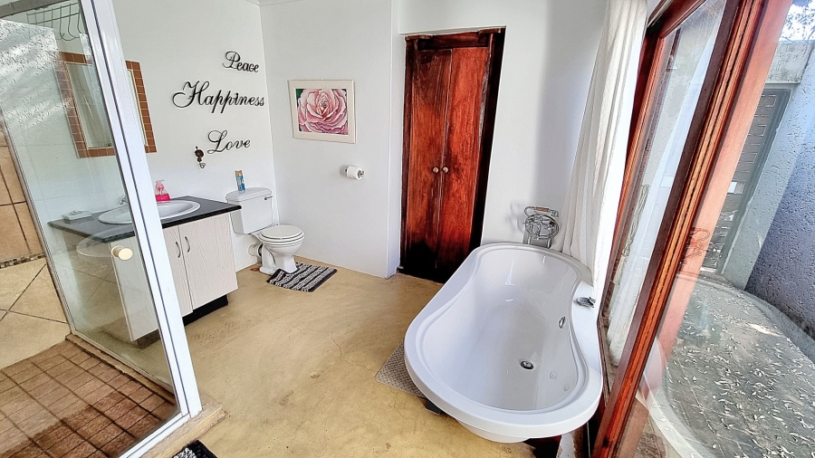 4 Bedroom Property for Sale in Koro Creek Golf Estate Limpopo
