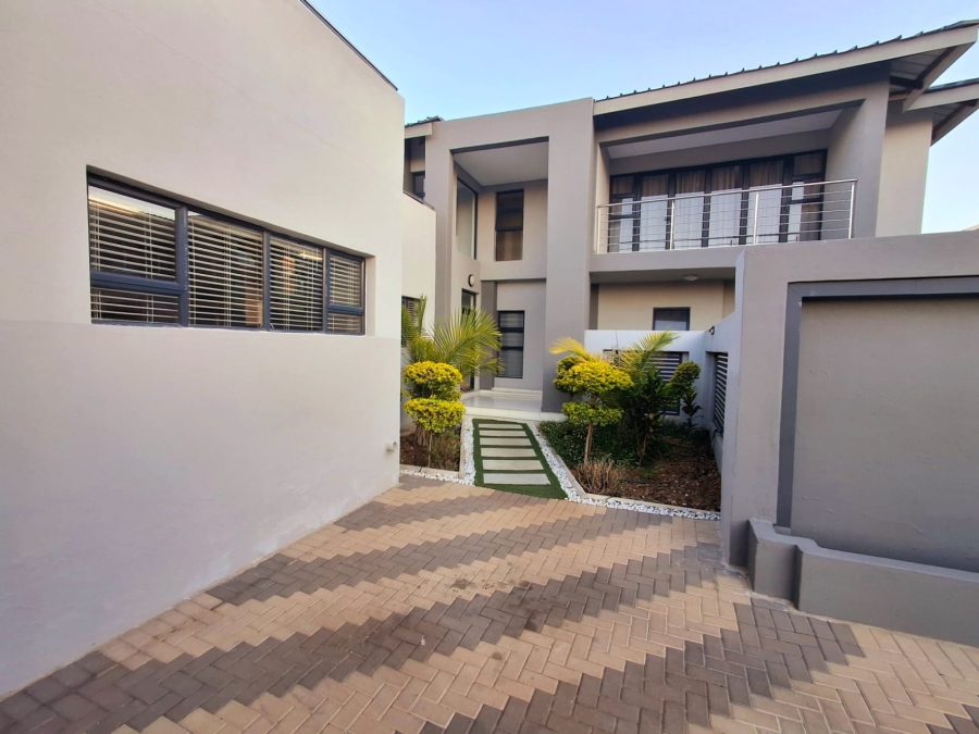 To Let 5 Bedroom Property for Rent in Bendor Limpopo