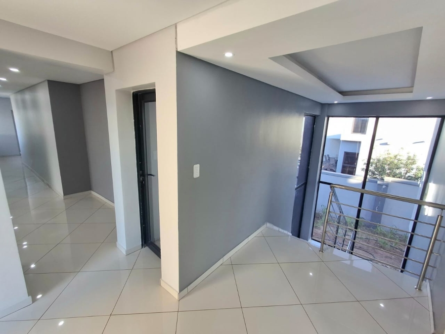 To Let 5 Bedroom Property for Rent in Bendor Limpopo