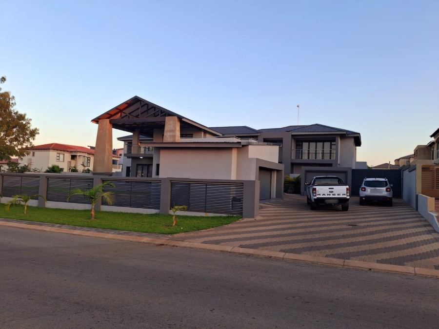 To Let 5 Bedroom Property for Rent in Bendor Limpopo