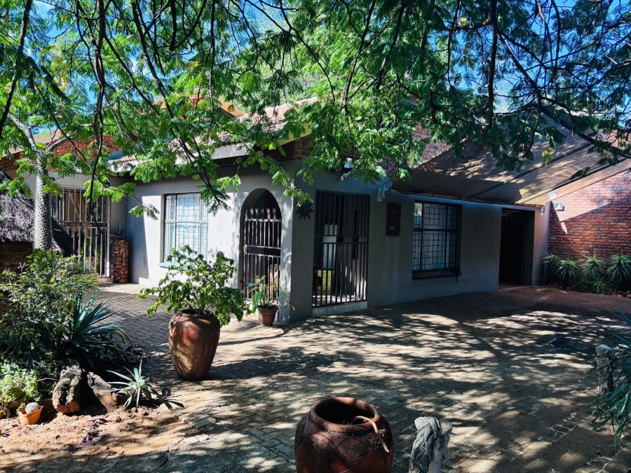 3 Bedroom Property for Sale in Chroompark Limpopo