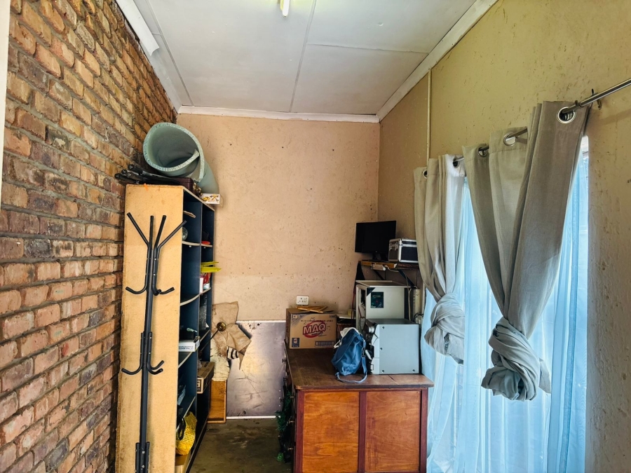 3 Bedroom Property for Sale in Chroompark Limpopo