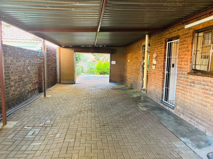 3 Bedroom Property for Sale in Chroompark Limpopo