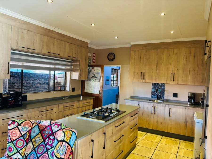 3 Bedroom Property for Sale in Chroompark Limpopo
