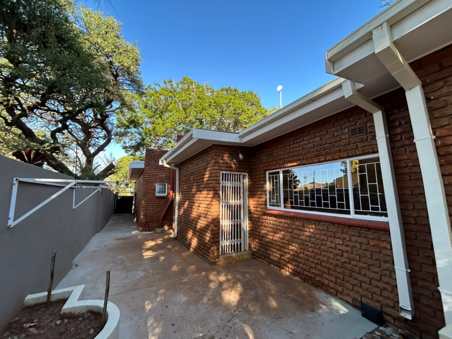 4 Bedroom Property for Sale in Chroompark Limpopo