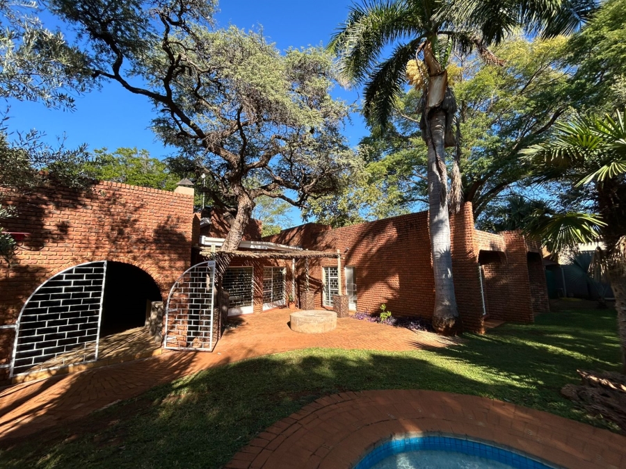 4 Bedroom Property for Sale in Chroompark Limpopo
