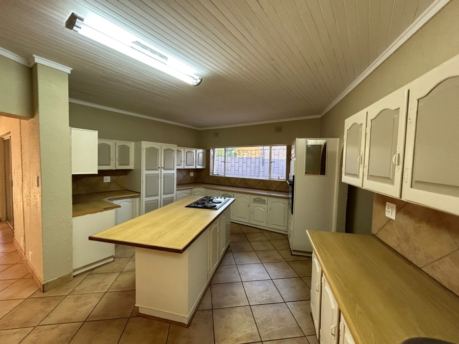 4 Bedroom Property for Sale in Chroompark Limpopo