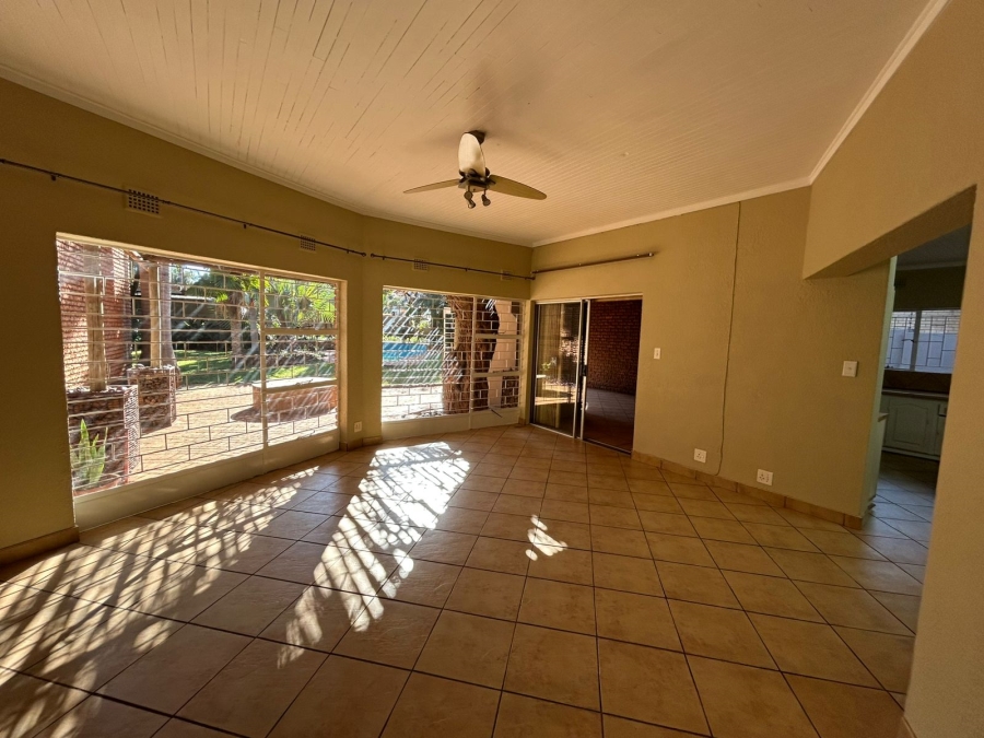 4 Bedroom Property for Sale in Chroompark Limpopo