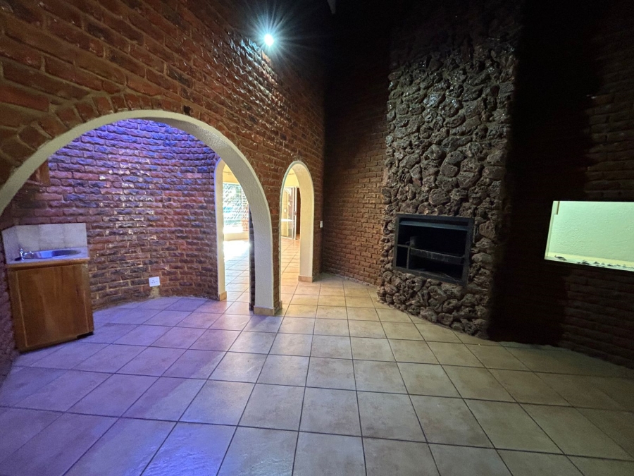 4 Bedroom Property for Sale in Chroompark Limpopo