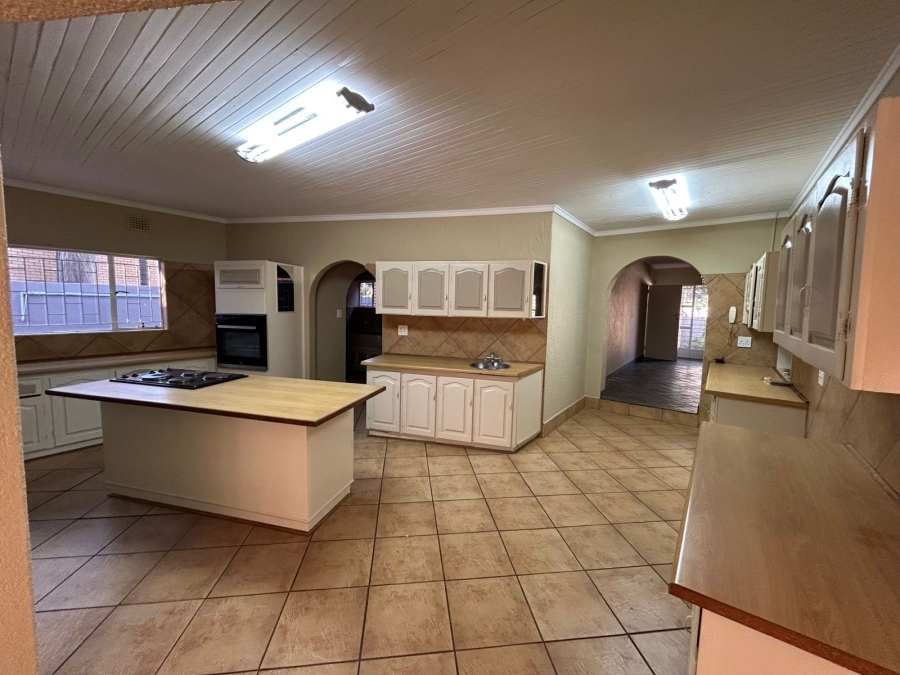 4 Bedroom Property for Sale in Chroompark Limpopo
