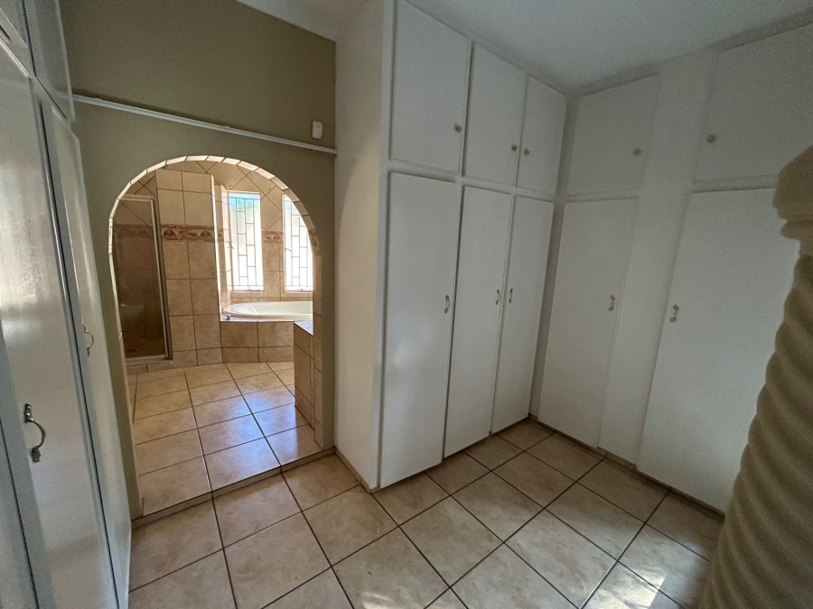 4 Bedroom Property for Sale in Chroompark Limpopo