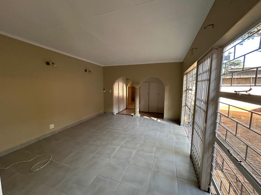 4 Bedroom Property for Sale in Chroompark Limpopo
