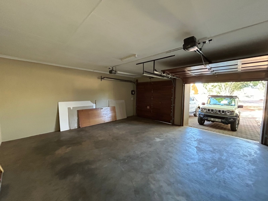 4 Bedroom Property for Sale in Chroompark Limpopo