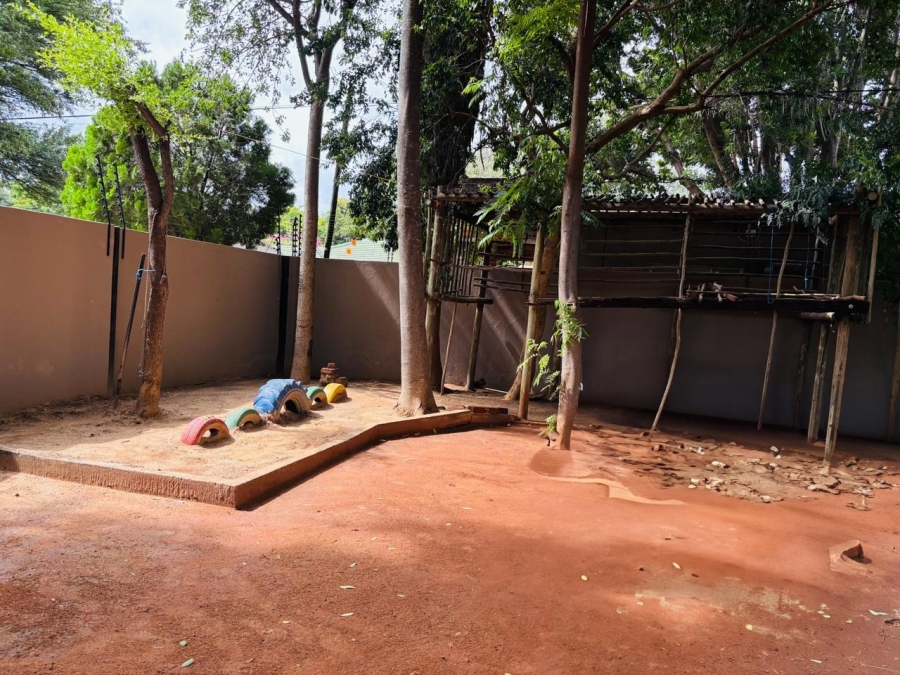 To Let 5 Bedroom Property for Rent in Chroompark Limpopo
