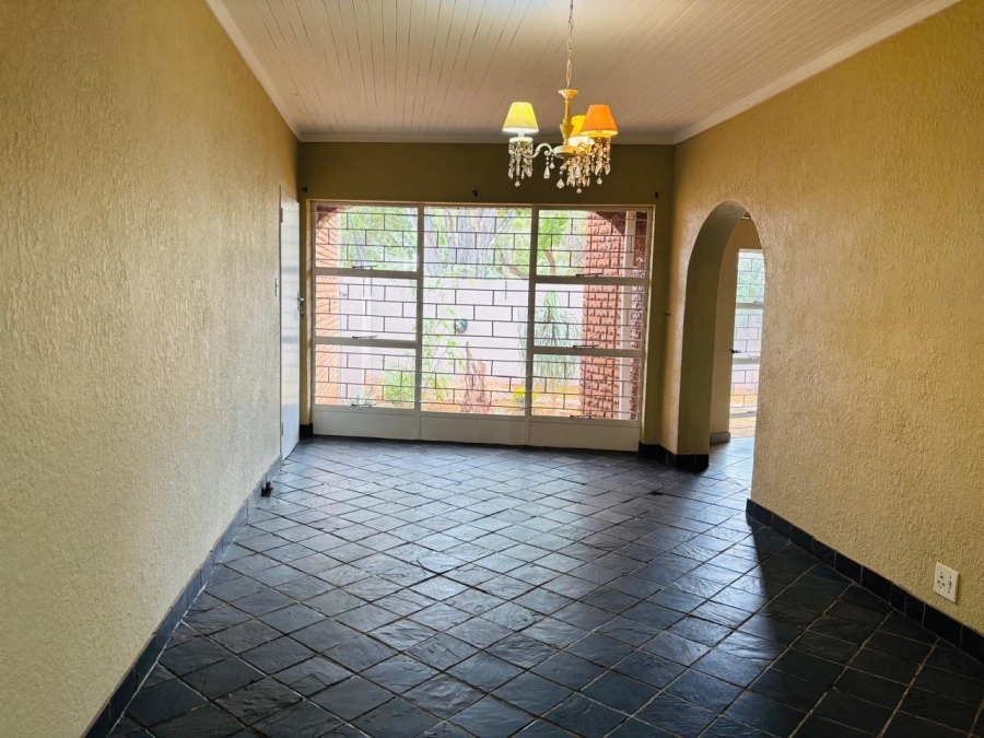 To Let 5 Bedroom Property for Rent in Chroompark Limpopo