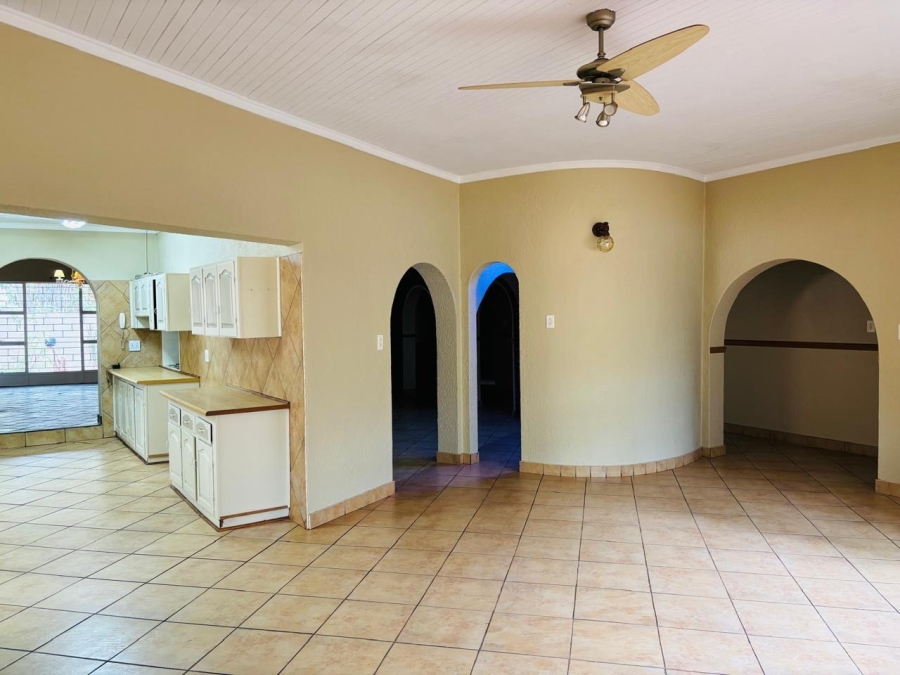 To Let 5 Bedroom Property for Rent in Chroompark Limpopo
