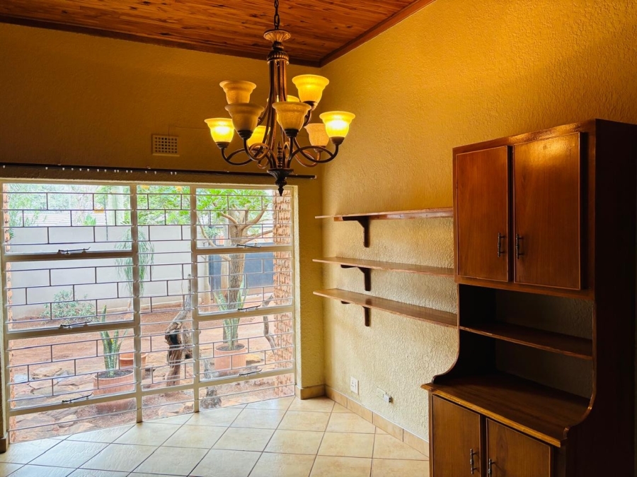 To Let 5 Bedroom Property for Rent in Chroompark Limpopo