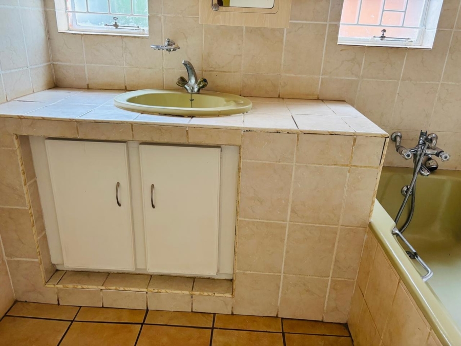 To Let 5 Bedroom Property for Rent in Chroompark Limpopo