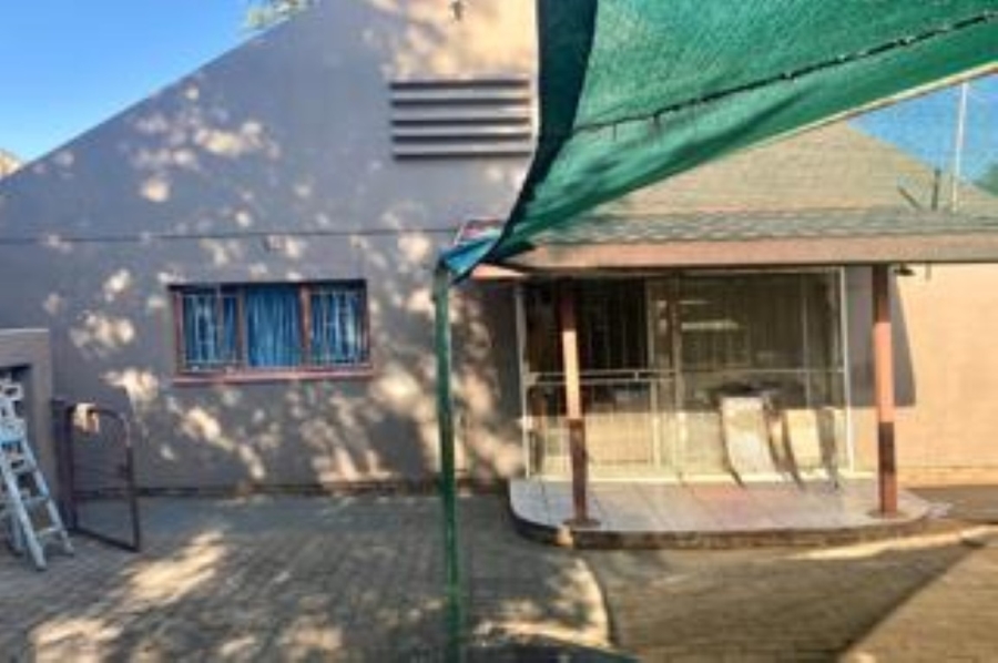 5 Bedroom Property for Sale in Phalaborwa Limpopo