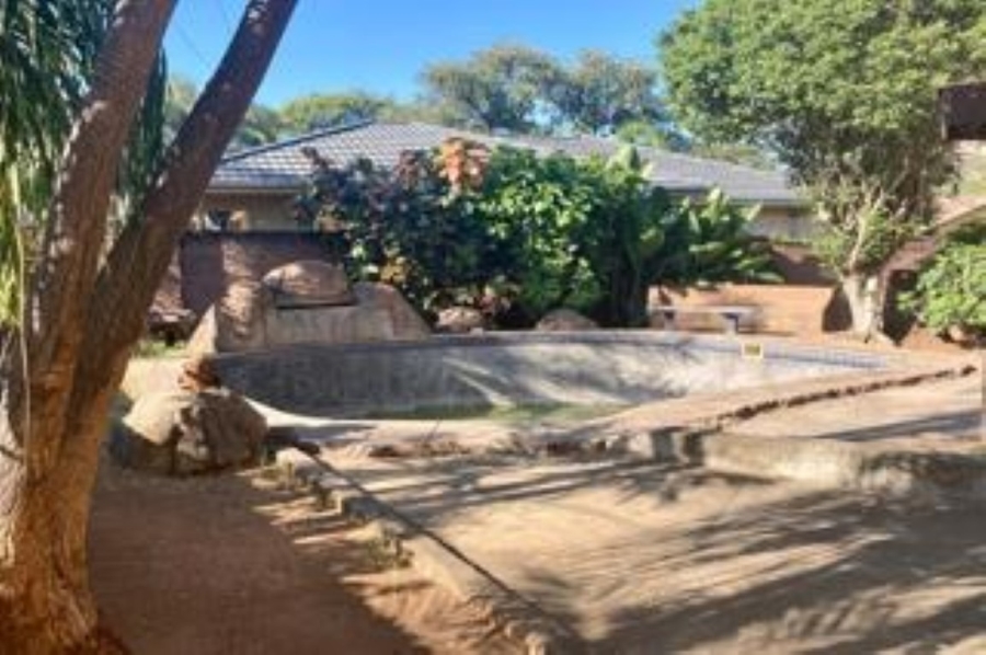 5 Bedroom Property for Sale in Phalaborwa Limpopo