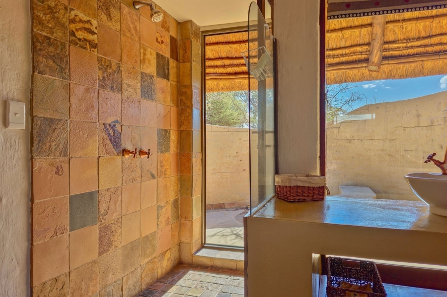 5 Bedroom Property for Sale in Zebula Golf Estate Limpopo
