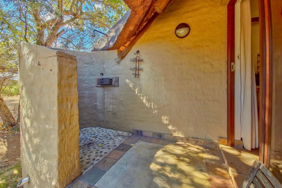 5 Bedroom Property for Sale in Zebula Golf Estate Limpopo