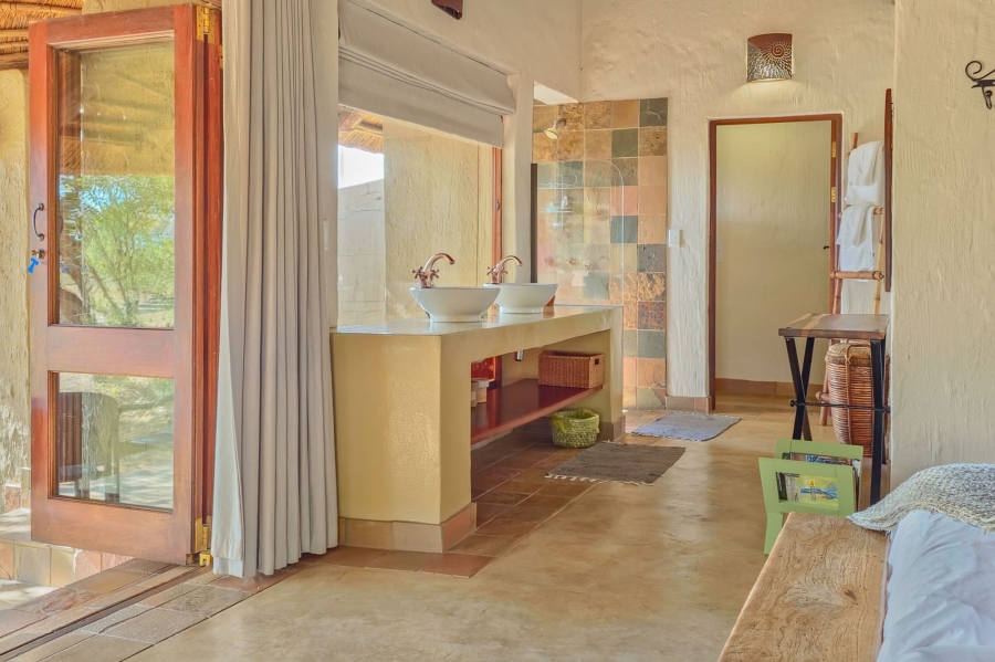 5 Bedroom Property for Sale in Zebula Golf Estate Limpopo