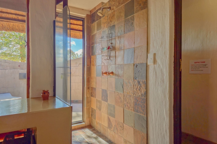 5 Bedroom Property for Sale in Zebula Golf Estate Limpopo
