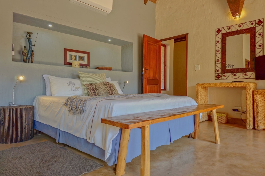 5 Bedroom Property for Sale in Zebula Golf Estate Limpopo