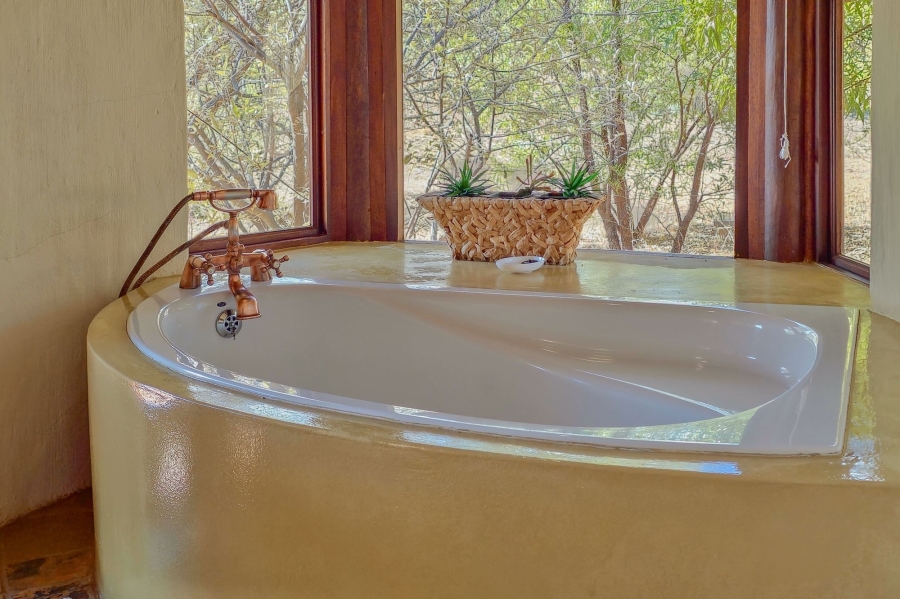 5 Bedroom Property for Sale in Zebula Golf Estate Limpopo