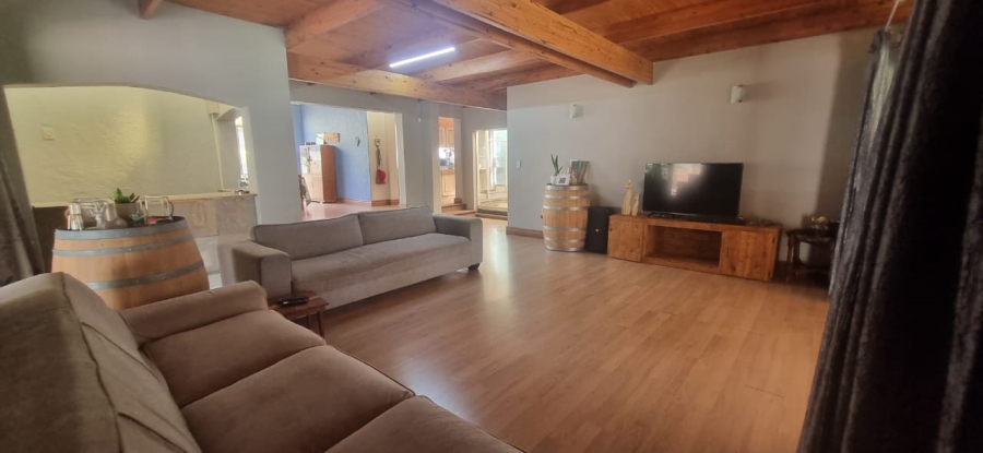 5 Bedroom Property for Sale in Eduan Park Limpopo