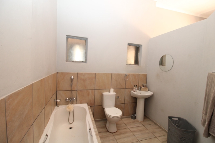8 Bedroom Property for Sale in Intaba Indle Wilderness Estate Limpopo