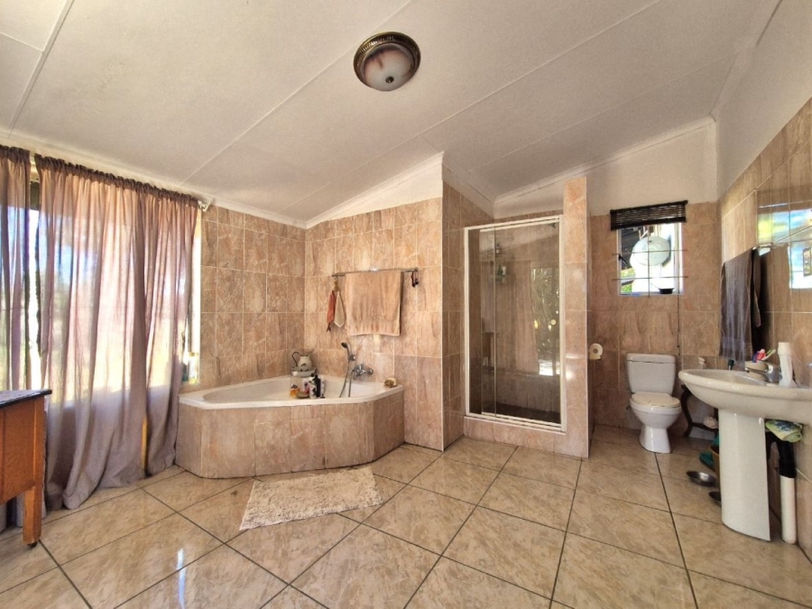 3 Bedroom Property for Sale in Mookgopong Limpopo