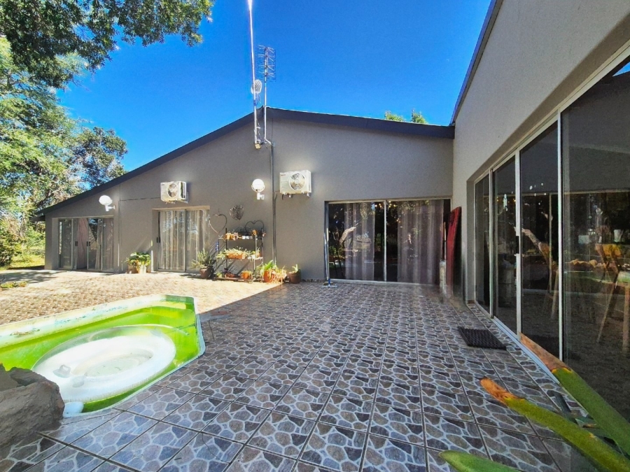 3 Bedroom Property for Sale in Mookgopong Limpopo