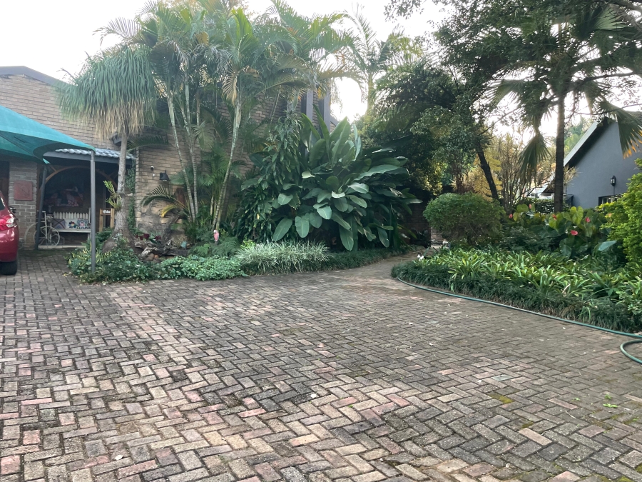 5 Bedroom Property for Sale in Aquapark Limpopo