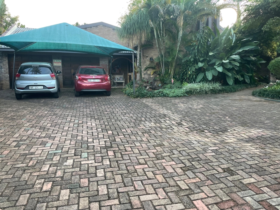 5 Bedroom Property for Sale in Aquapark Limpopo