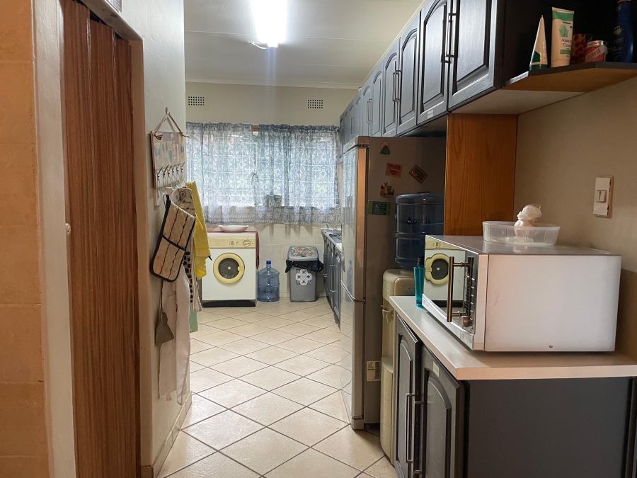 5 Bedroom Property for Sale in Aquapark Limpopo
