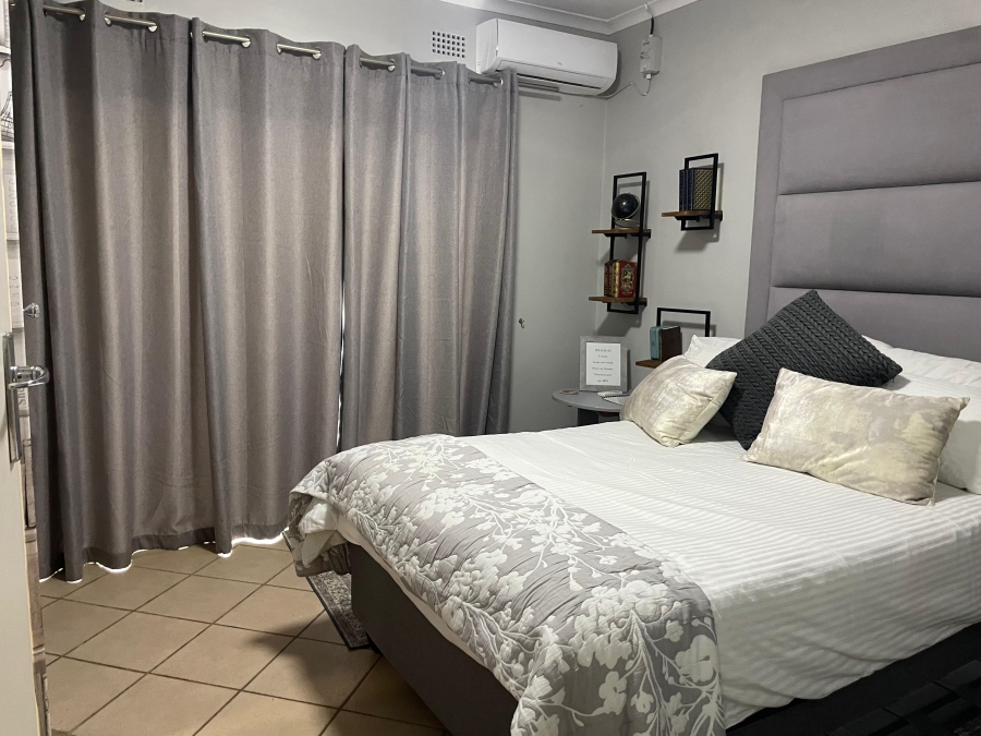 5 Bedroom Property for Sale in Aquapark Limpopo