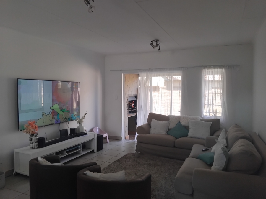 3 Bedroom Property for Sale in North View Estate Limpopo