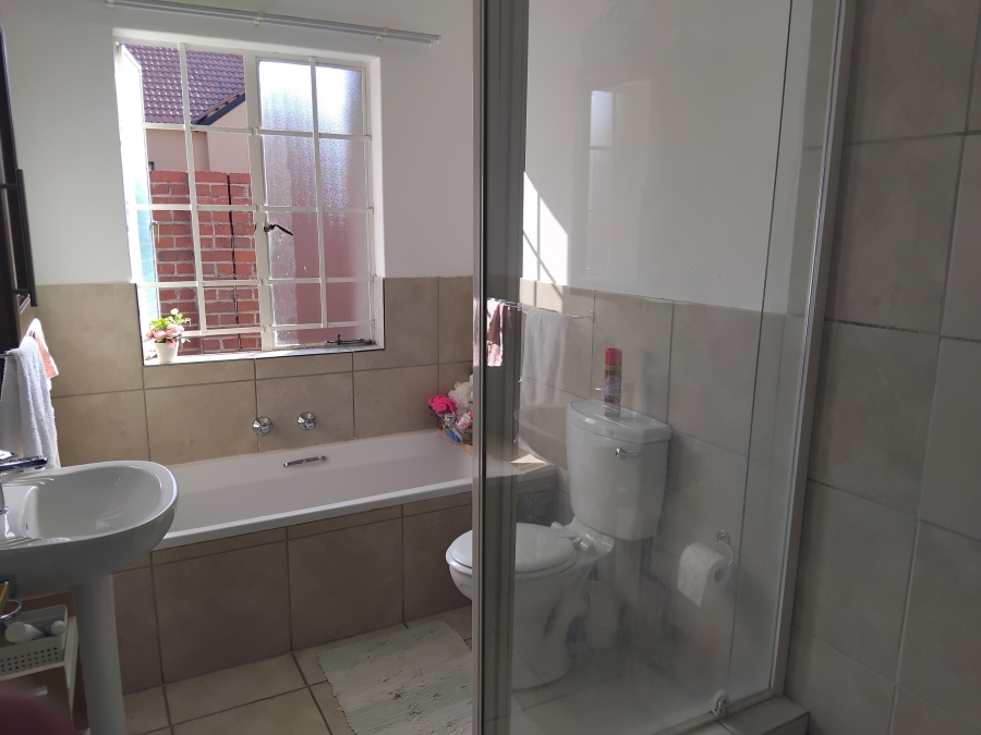 3 Bedroom Property for Sale in North View Estate Limpopo