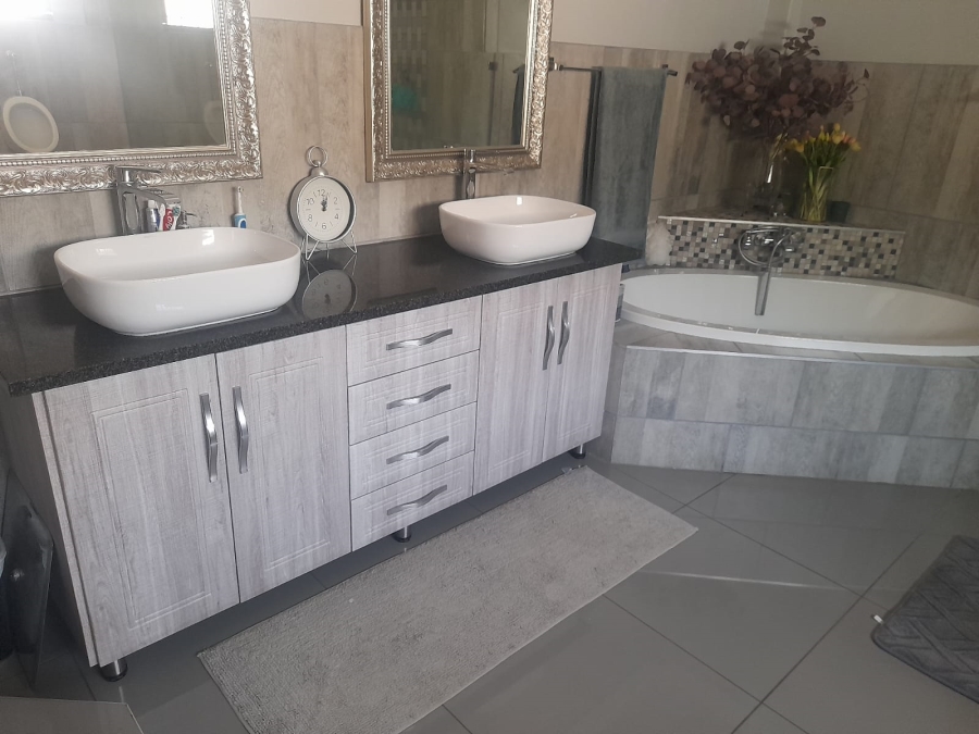 3 Bedroom Property for Sale in Groblersdal Limpopo