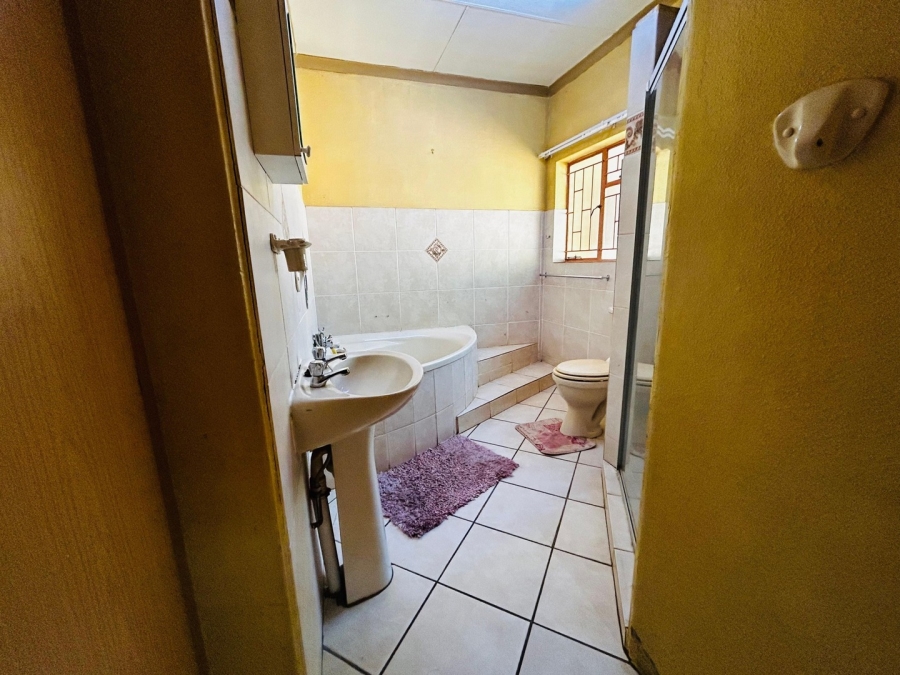 4 Bedroom Property for Sale in Mokopane Central Limpopo