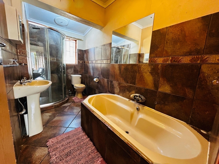 4 Bedroom Property for Sale in Mokopane Central Limpopo