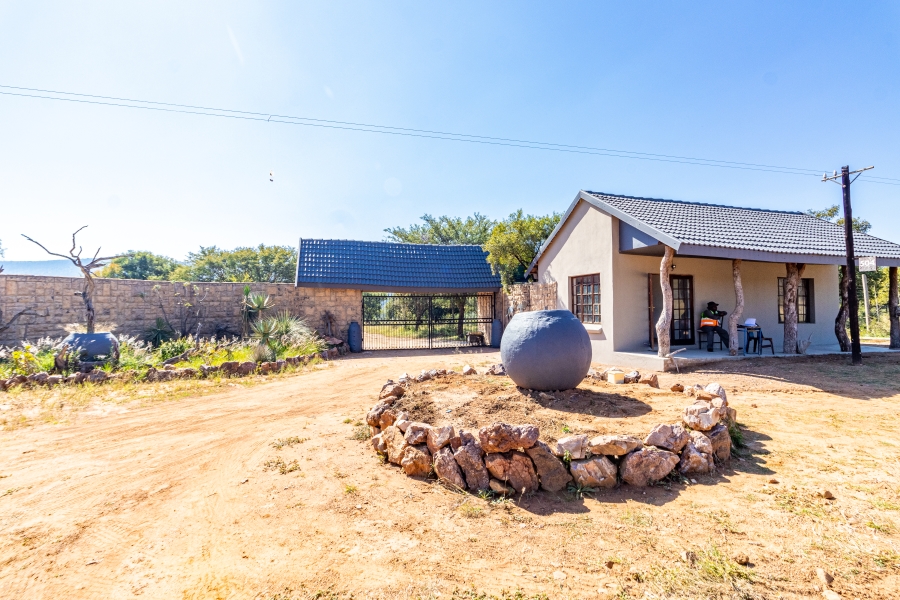 4 Bedroom Property for Sale in Rooiberg Limpopo